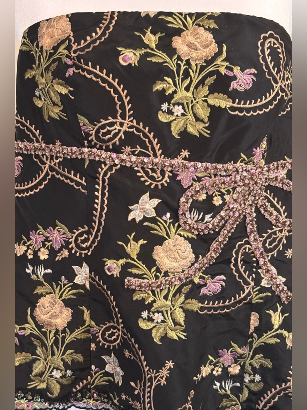 Express Design Studio Women’s 6 Silk Black Tube Top Embroidered Black Floral